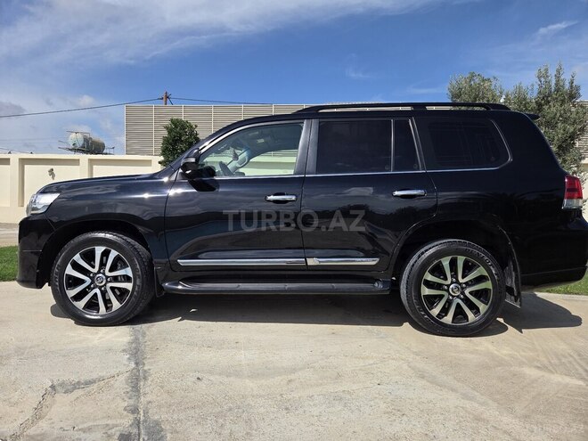 Toyota Land Cruiser 2017, 103,320 km - 4.6 l - Bakı