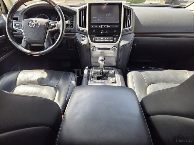 Toyota Land Cruiser 2017, 103,320 km - 4.6 l - Bakı