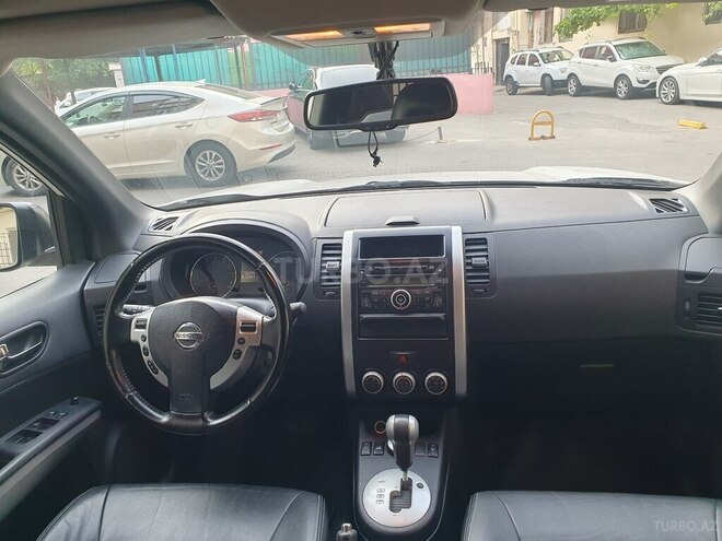 Nissan X-Trail 2013, 167,800 km - 2.5 л - Bakı