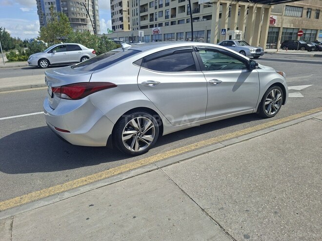 Hyundai Elantra 2015, 130,357 km - 1.8 л - Bakı