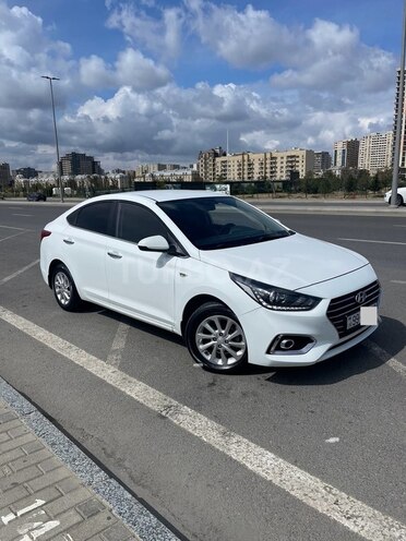 Hyundai Accent 2018, 129,353 km - 1.6 l - Bakı