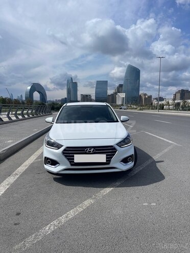Hyundai Accent 2018, 129,353 km - 1.6 l - Bakı