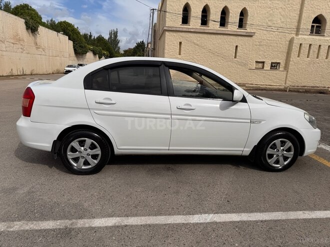 Hyundai Accent 2010, 255,000 km - 1.4 l - Bakı