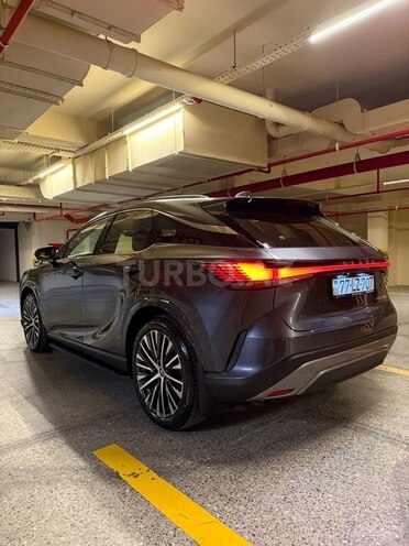 Lexus RX 350h 2023, 18,000 km - 2.5 l - Bakı