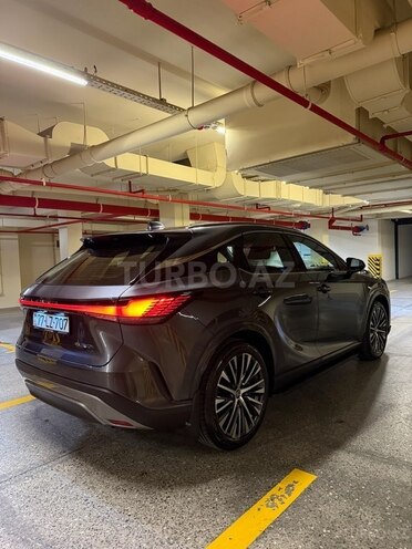 Lexus RX 350h 2023, 18,000 km - 2.5 l - Bakı