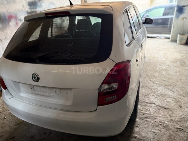 Skoda Fabia 2013, 250,000 km - 1.2 l - Bakı