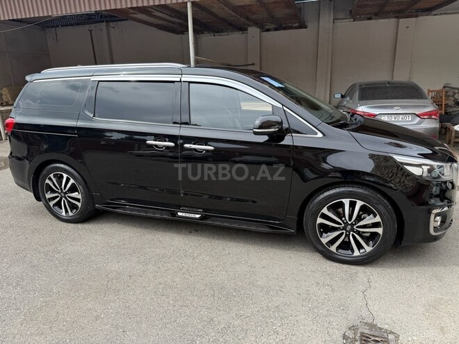 Kia Carnival 2017, 235,000 km - 2.2 l - Bakı