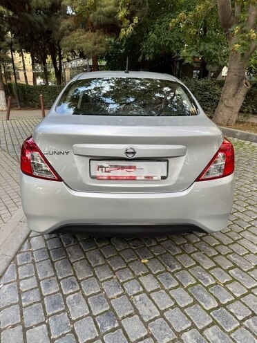 Nissan Sunny 2018, 190,000 km - 1.5 l - Bakı