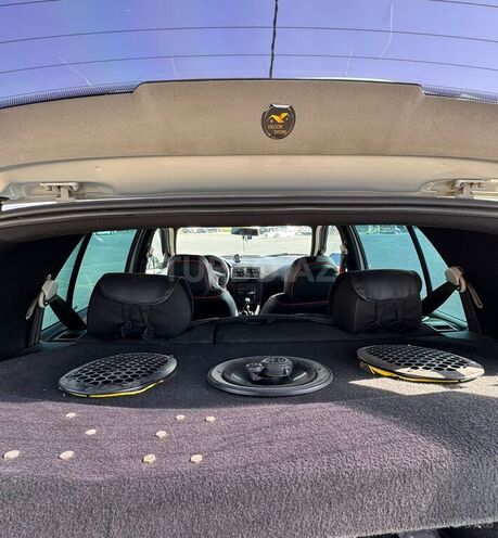 Volkswagen Golf 2000, 250,000 km - 1.4 l - Bakı
