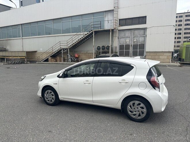 Toyota Aqua 2018, 70,000 km - 1.5 l - Bakı