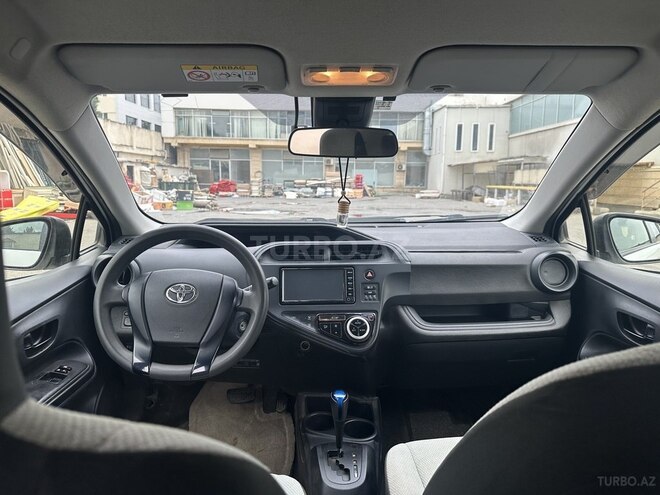 Toyota Aqua 2018, 70,000 km - 1.5 l - Bakı