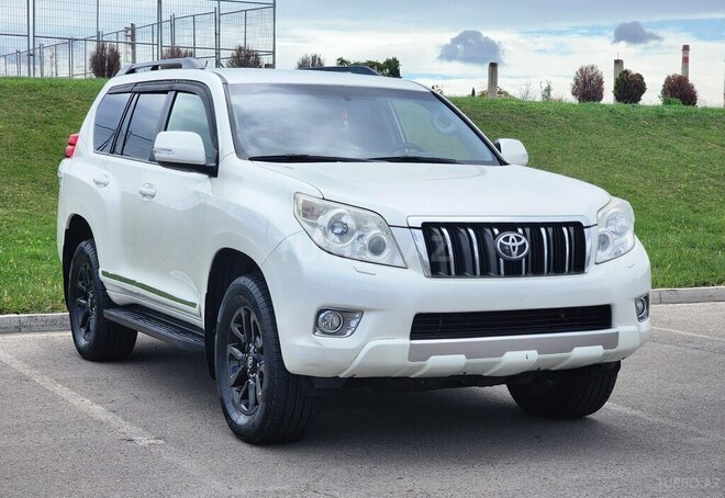 Toyota Land Cruiser Prado 2012, 270,000 km - 3.0 л - Bakı