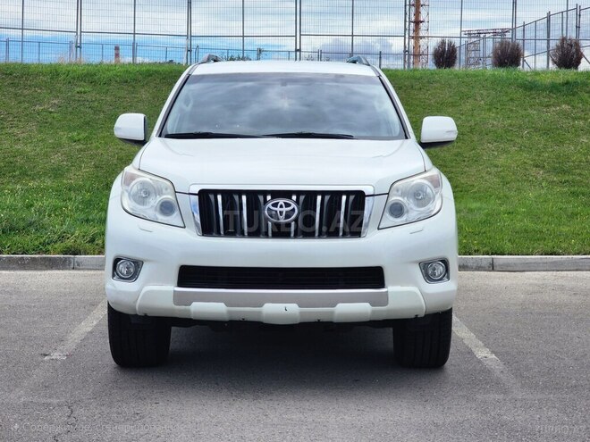 Toyota Land Cruiser Prado 2012, 270,000 km - 3.0 л - Bakı