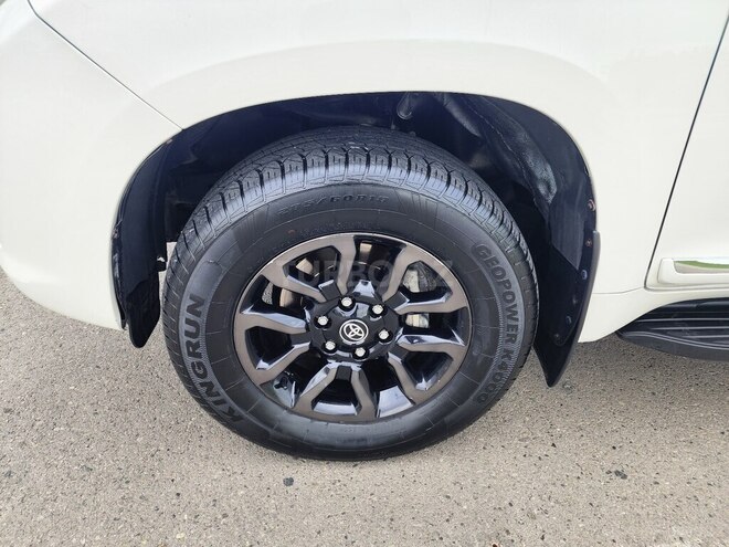 Toyota Land Cruiser Prado 2012, 270,000 km - 3.0 л - Bakı