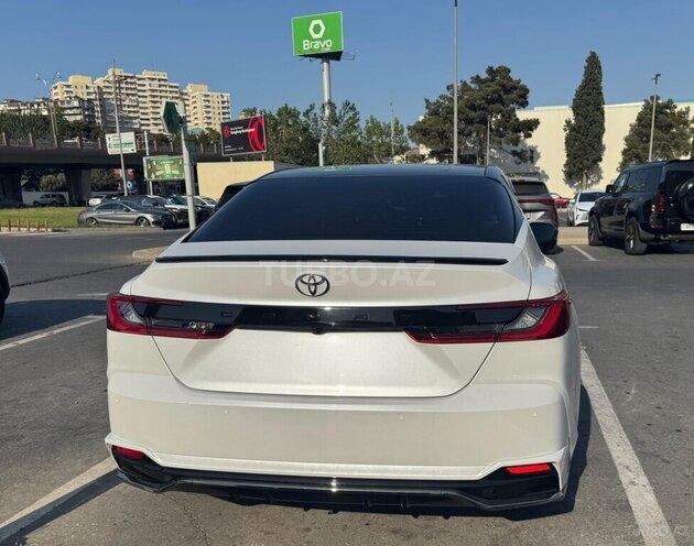 Toyota Camry 2024, 17,000 km - 2.0 l - Bakı