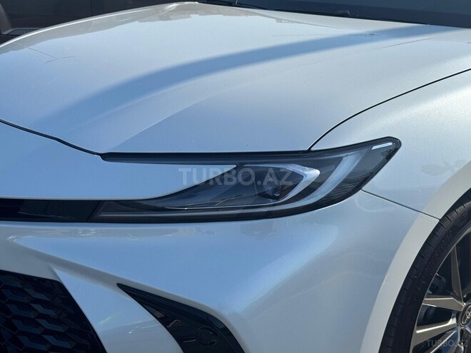 Toyota Camry 2024, 17,000 km - 2.0 l - Bakı