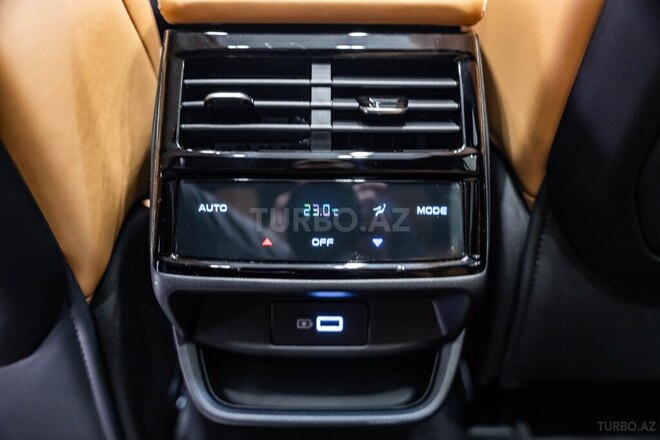 Geely Monjaro-15