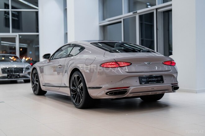 Bentley Continental GT-6