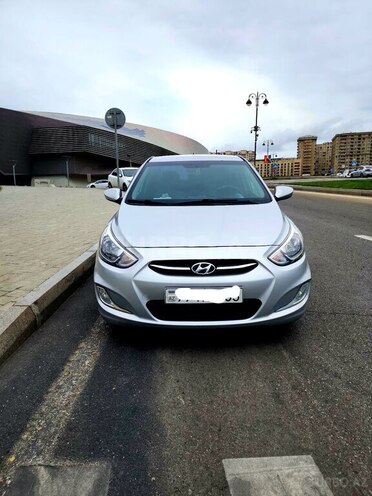 Hyundai Accent 2015, 136,900 km - 1.4 l - Bakı