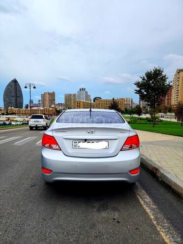 Hyundai Accent 2015, 136,900 km - 1.4 l - Bakı