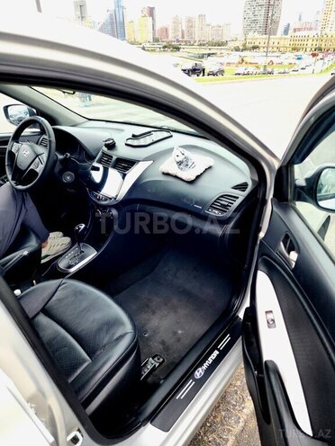 Hyundai Accent 2015, 136,900 km - 1.4 l - Bakı