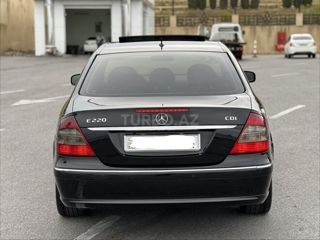 Mercedes E 220 2007, 270,000 km - 2.2 l - Bakı