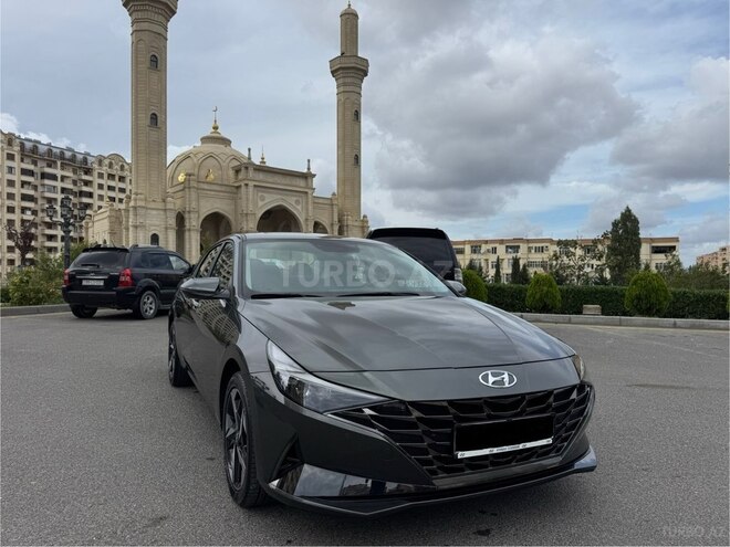 Hyundai Elantra 2023, 39,000 km - 2.0 l - Bakı