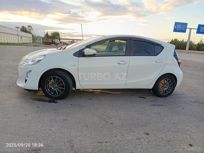 Toyota Aqua 2016, 157,000 km - 1.5 l - Mingəçevir