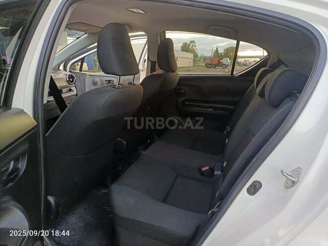 Toyota Aqua 2016, 157,000 km - 1.5 l - Mingəçevir