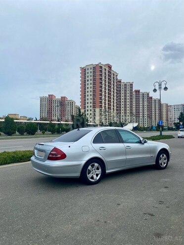 Mercedes E 220 2005, 383,000 km - 2.2 l - Bakı