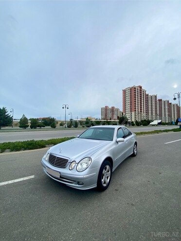 Mercedes E 220 2005, 383,000 km - 2.2 l - Bakı