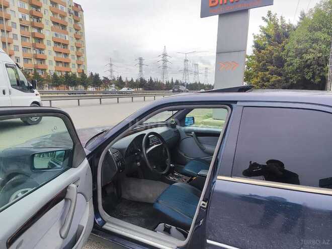 Mercedes C 180 1997, 364,222 km - 1.8 l - Bakı
