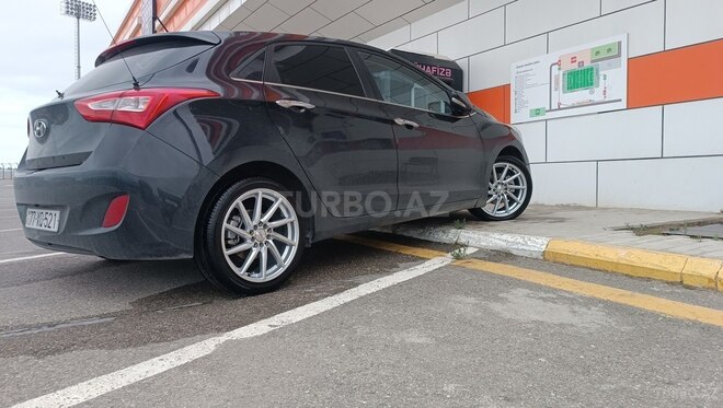 Hyundai i30 2014, 220,000 km - 1.6 l - Bakı