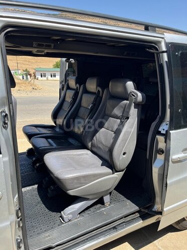 Mercedes Vito 112 CDI-19