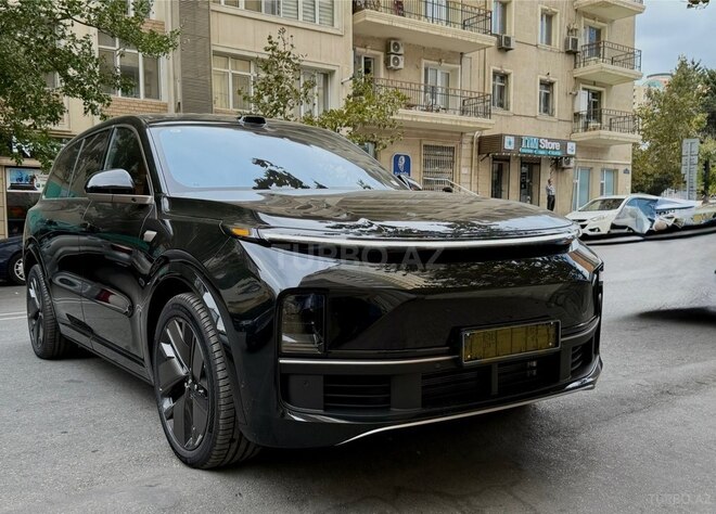 Li Auto L9 2025, 0 km - 1.5 l - Bakı