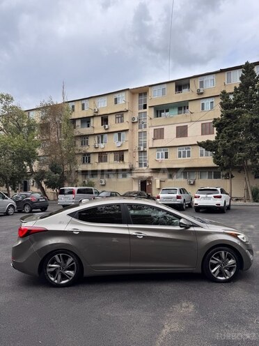 Hyundai Elantra 2015, 271,786 km - 1.8 l - Bakı