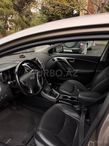Hyundai Elantra 2015, 271,786 km - 1.8 l - Bakı