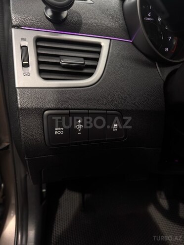 Hyundai Elantra 2015, 271,786 km - 1.8 l - Bakı