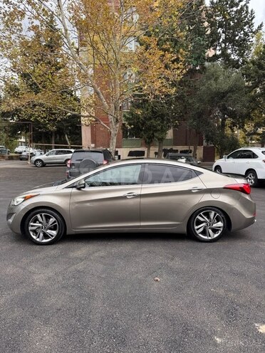 Hyundai Elantra 2015, 271,786 km - 1.8 l - Bakı