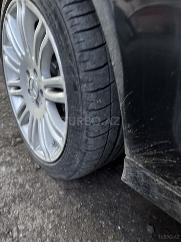 Mercedes E 320 2003, 285,000 km - 3.2 l - Bakı
