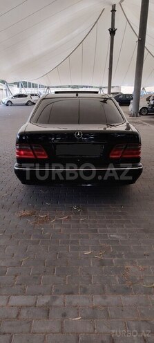 Mercedes E 240 2000, 385,000 km - 2.4 l - Bakı
