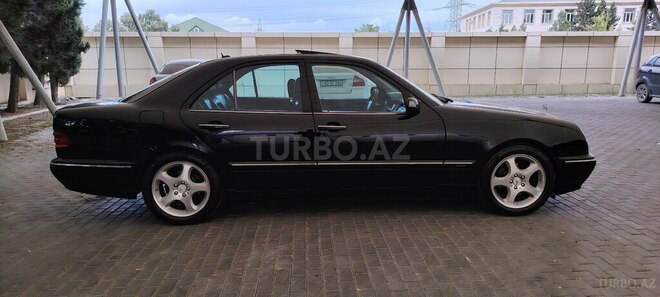 Mercedes E 240 2000, 385,000 km - 2.4 l - Bakı