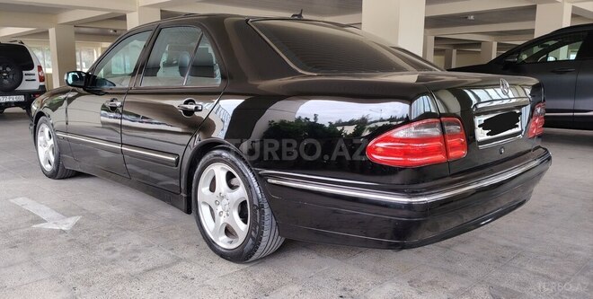 Mercedes E 240 2000, 385,000 km - 2.4 l - Bakı