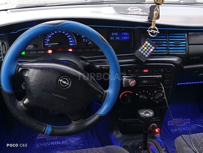 Opel Vectra 1997, 350,000 km - 1.8 l - Bakı