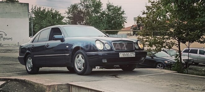 Mercedes E 240 1998, 400,000 km - 2.4 l - Bərdə