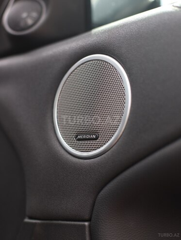 Land Rover RR Evoque-6
