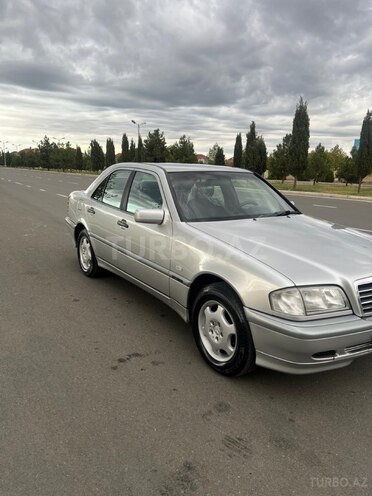 Mercedes C 180 2000, 300,000 km - 1.8 l - Gəncə