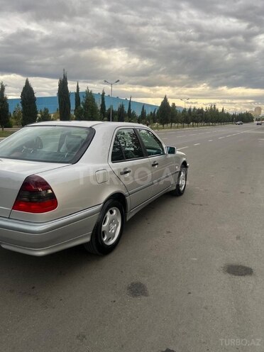Mercedes C 180 2000, 300,000 km - 1.8 l - Gəncə