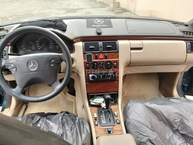 Mercedes E 200 1996, 500,000 km - 2.0 л - Bakı