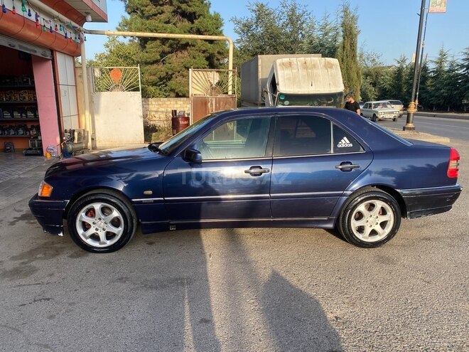 Mercedes C 220 1995, 495,000 km - 2.2 l - Bakı